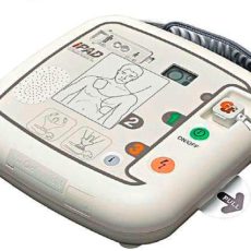 Piancastagnaio. La Céline Production dona un defibrillatore alla Società Sportiva Saiuz Amiata
